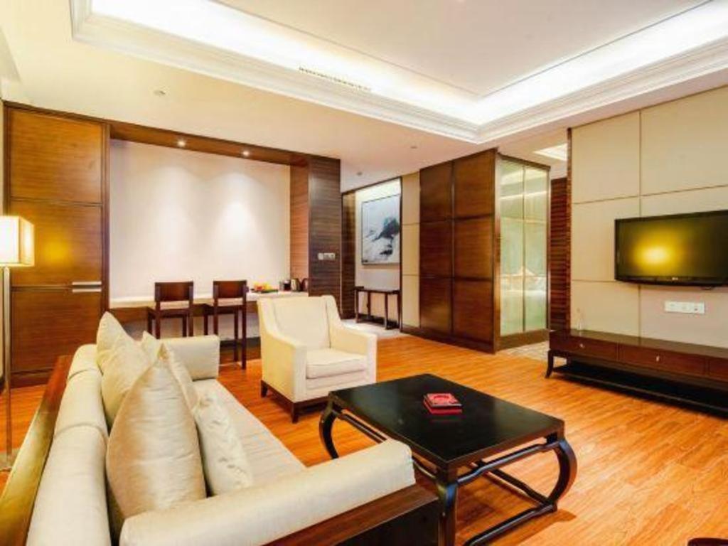 Eadry Royal Garden Hotel Haikou Haikou  Exterior foto